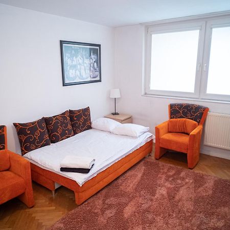 Central Charm Nowiniarska Warsawa Bagian luar foto