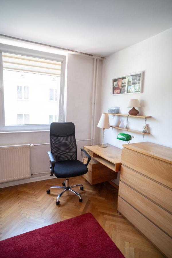 Central Charm Nowiniarska Warsawa Bagian luar foto