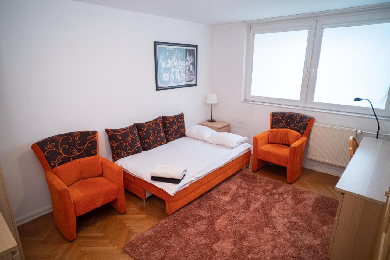 Central Charm Nowiniarska Warsawa Bagian luar foto